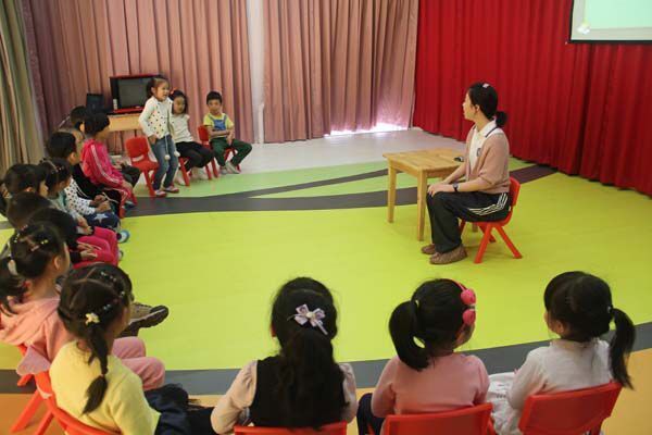 未來5年幼師就業前景怎么樣有前途嗎?幼師職業的優勢和劣勢揭秘