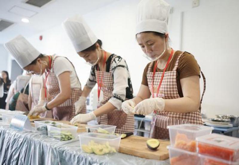 未來家政行業前途如何?家政行業未來四大動態哪些大學開設此專業